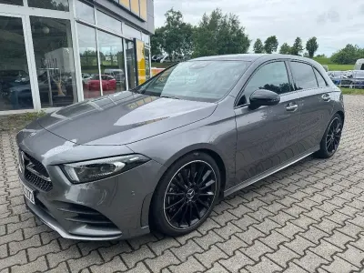 Gebraucht Mercedes A250 AMG line 224 PS (164 kW) 2018 Silber