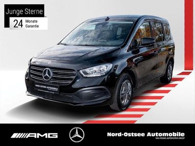 Gebraucht Mercedes T180 Style 131 PS (96 kW) 2024 Loparitschwarz metallic Van / Kleinbus