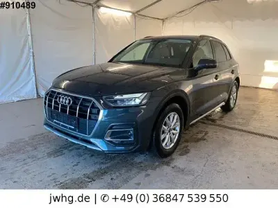 Käytetty Audi Q5 Sport 163 HP (119 kW) 2023 Harmaa Katumaasturi