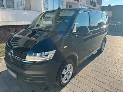 Gebraucht VW Multivan 150 PS (110 kW) 2021 Schwarz Van / Kleinbus