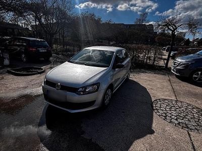 Gebraucht VW Polo 70 PS (51 kW) 2010 Silber Kleinwagen