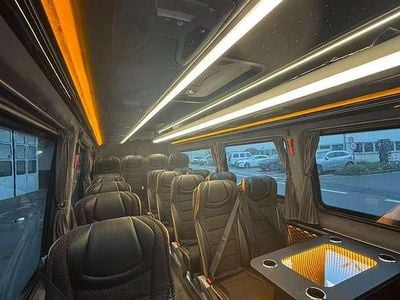 Gebraucht Mercedes Sprinter 197 PS (144 kW) 2024 Schwarz Van