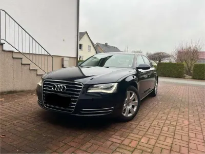 Gebraucht Audi A8L 351 PS (258 kW) 2011 Blau Limousine