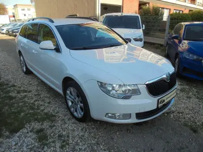 Occasion Skoda Superb Family 140 ch (102 kW) 2012 Blanc Break