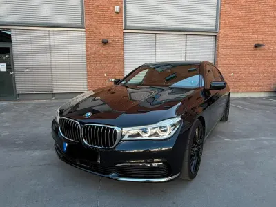 Gebraucht BMW 730L 265 PS (194 kW) 2018 Schwarz Limousine