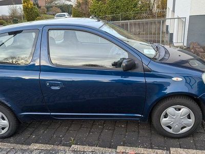 Gebraucht Toyota Yaris 86 PS (63 kW) 2002 Blau Limousine
