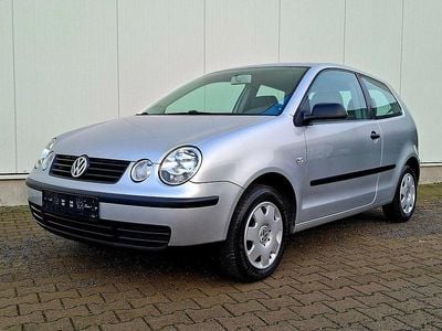 Silber Gebraucht 2003 VW Polo Limousine | 2.799 € (Etwas zu teuer)