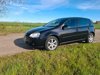Brugt VW Golf V 105 HK (77 kW) 2007 Sort Sedan