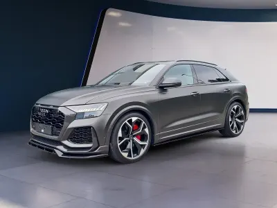 Gebraucht Audi RS Q8 Ambiente 722 PS (531 kW) 2022 Satin wrap SUV