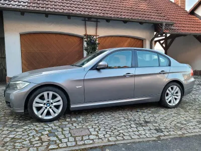 Używany BMW 320 170 KM (125 kW) 2009 Srebrny Sedan/Limuzyna