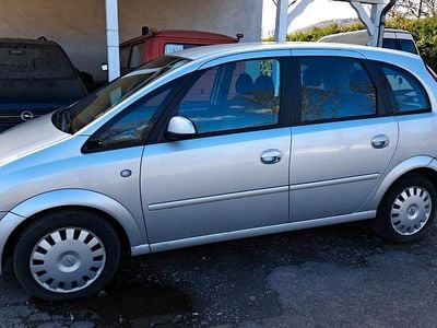 Begagnad Opel Meriva 104 HK (76 kW) 2003 Grå Minibuss