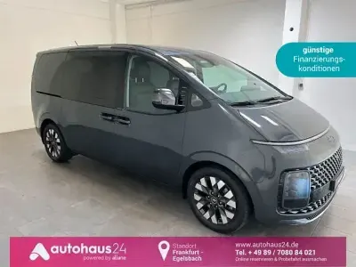Gebraucht Hyundai Staria Signature 177 PS (130 kW) 2021 Grau Van / Kleinbus