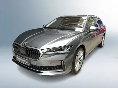 Gebraucht Skoda Superb Selection 193 PS (141 kW) 2024 Graphite grau metallic Kombi