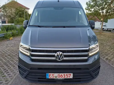 Gebraucht VW Crafter 140 PS (102 kW) 2023 Grau Van