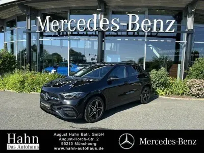 Gebraucht Mercedes GLA200 AMG 163 PS (119 kW) 2025 Schwarz SUV