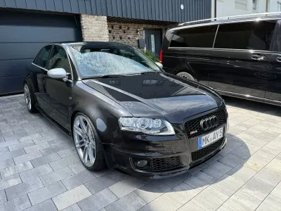 Gebraucht Audi RS4 Sport 420 PS (308 kW) 2006 Schwarz Limousine