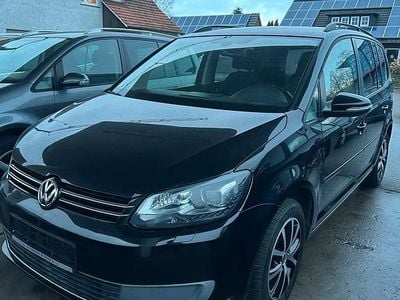 Begagnad VW Touran 140 HK (102 kW) 2011 Svart Minibuss