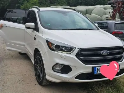 Gebraucht Ford Kuga ST-Line 150 PS (110 kW) 2017 Weiß SUV