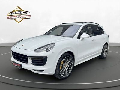 gebraucht Porsche Cayenne Turbo*KERAMIK*LUFT*PANO*AHK*KEYLESS*LED*