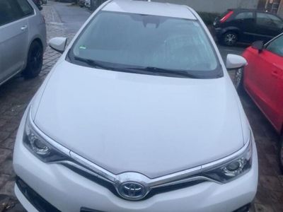 Toyota Auris Hybrid