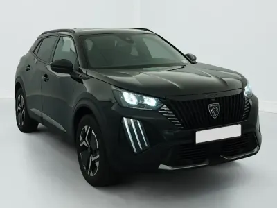 Gebraucht Peugeot e-2008 Allure 100 kW (136 PS) 2025 Schwarz (noir perla nera) SUV