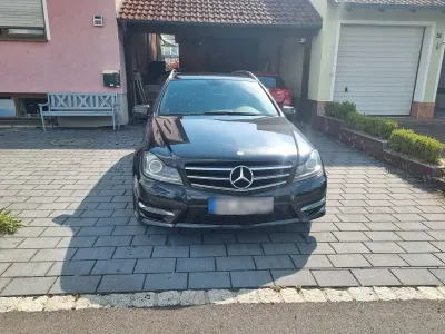 Gebraucht Mercedes C250 Edition 204 PS (150 kW) 2014 Schwarz Kombi