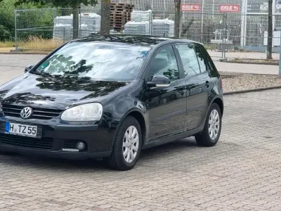 Gebraucht VW Golf V 105 PS (77 kW) 2004 Schwarz Kleinwagen