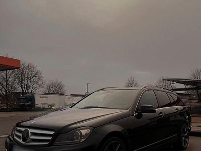Gebraucht Mercedes C220 170 PS (125 kW) 2012 Limousine