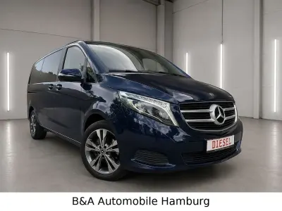 Gebraucht Mercedes V220 163 PS (119 kW) 2018 Blau Van / Kleinbus