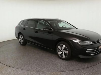 Schwarz Gebraucht 2025 VW Passat IQ Drive Kombi | 32.439 € (Guter Preis)