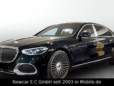 Smaragdgruen metalliclack Gebraucht 2023 Mercedes S680 Maybach Limousine | 255.990 €