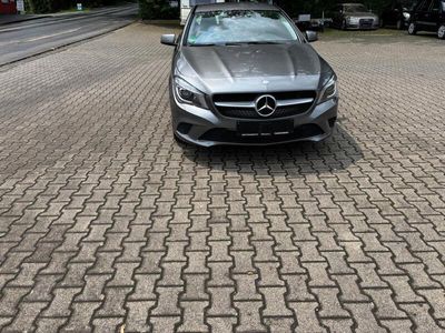 Mercedes CLA200