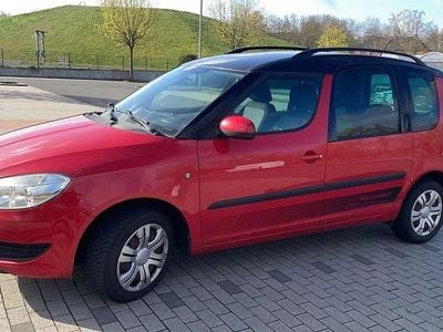 Gebraucht Skoda Roomster 75 PS (55 kW) 2012 Rot Van / Kleinbus