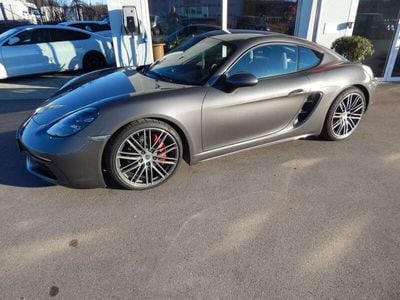 Porsche 718 Cayman
