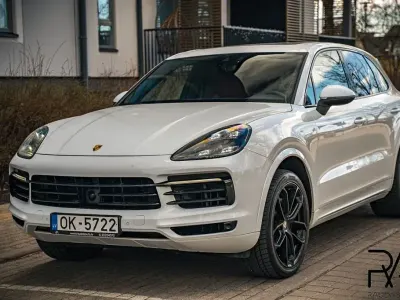 Usata Porsche Cayenne Basis 340 CV (250 kW) 2019 Bianco SUV