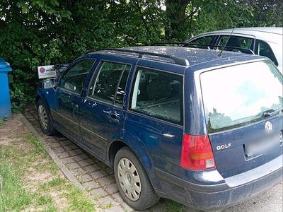 VW Golf IV