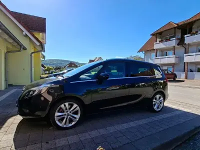 Gebraucht Opel Zafira Tourer Innovation 170 PS (125 kW) 2015 Schwarz Van / Kleinbus