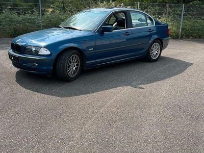 BMW 325