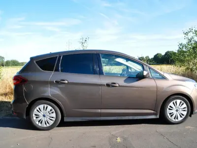 Gebraucht Ford C-MAX 120 PS (88 kW) 2017 Braun Van / Kleinbus