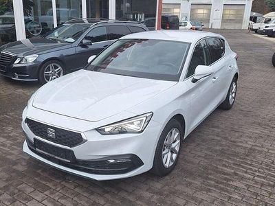 Gebraucht Seat Leon Style 131 PS (96 kW) 2020 Weiss Limousine
