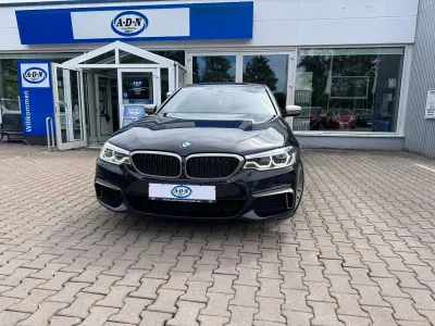 Gebraucht BMW M550 Performance 400 PS (294 kW) 2018 Schwarz Limousine