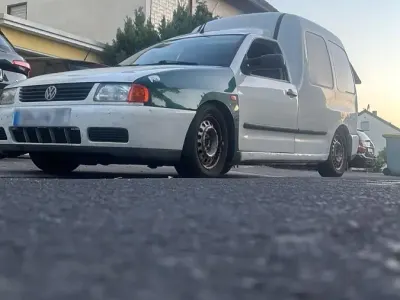 Gebraucht VW Caddy 68 PS (50 kW) 2000 Weiß Van / Kleinbus