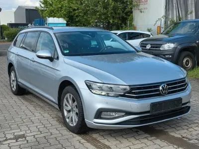 Usata VW Passat 150 CV (110 kW) 2021 Argento Station wagon