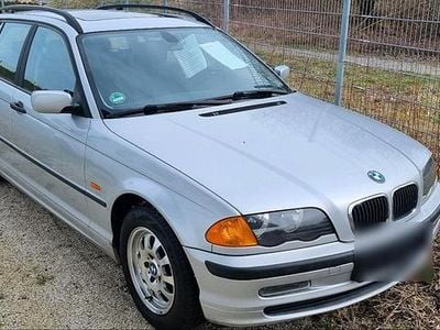 Gebraucht BMW 318 118 PS (86 kW) 2001 Silber Kombi