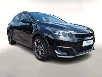 Gebraucht Kia XCeed 160 PS (117 kW) 2021 Black pearl metallic SUV
