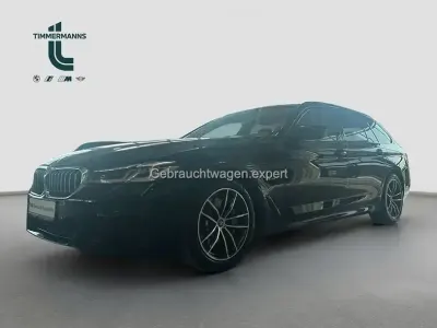 Usata BMW 530e Sport Line 292 CV (214 kW) 2022 Grigio Station wagon
