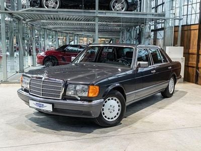 Usata Mercedes 560 279 CV (205 kW) 1988 Nero Berlina