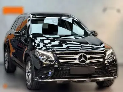 Gebraucht Mercedes GLC250 AMG line 211 PS (155 kW) 2018 Schwarz metallic