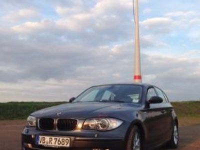 Gebraucht BMW 118 143 PS (105 kW) 2008 Grau metallic Kleinwagen