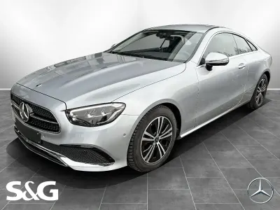Gebraucht Mercedes E200 Avantgarde 197 PS (144 kW) 2022 Metalliclack hightechsilber Coupé